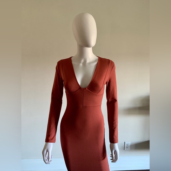 Mendocino Executive Dress in Persimmon - Picture 2 of 6